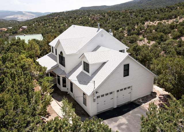 Property at 8 Fawn Rd, Cedar Crest, NM 87008, 4 beds, 3 baths
