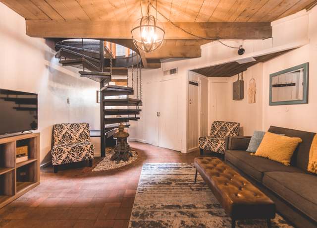 Property at 520 14th St SW Unit A-1, Albuquerque, NM 87102, 2 beds, 1 bath