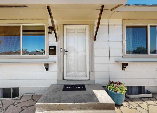 Property at 2912 Dorothy St NE, Albuquerque, NM 87112, 4 beds, 2 baths