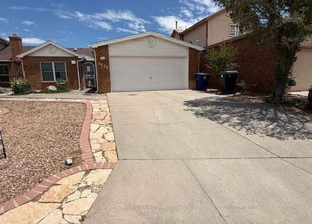 Property at 5020 Calle De Carino NE, Albuquerque, NM 87111, 2 beds, 2 baths