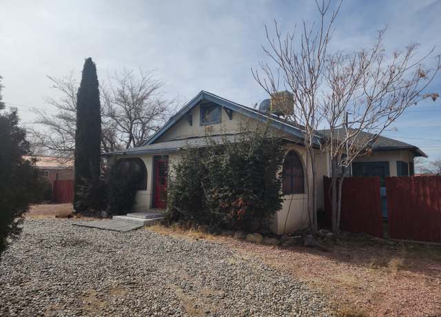 Property at 233 Maxine St NE, Albuquerque, NM 87123, 2 beds, 2 baths