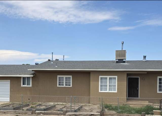 Property at 1 Garcia Ln, Belen, NM 87002, 3 beds, 2 baths