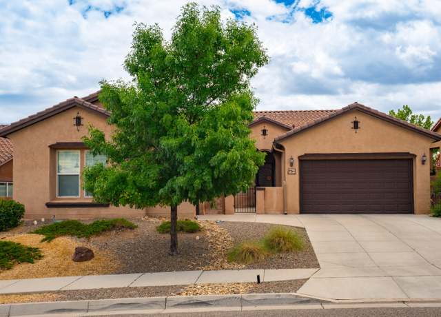 Property at 3726 Linda Vista Ave NE, Rio Rancho, NM 87124, 3 beds, 2.5 baths