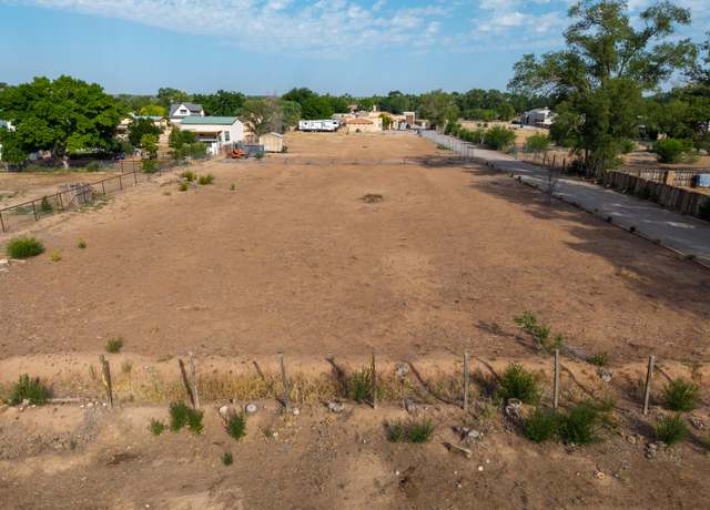 Property at 808 Camino Del Prado NW, Albuquerque, NM 87114