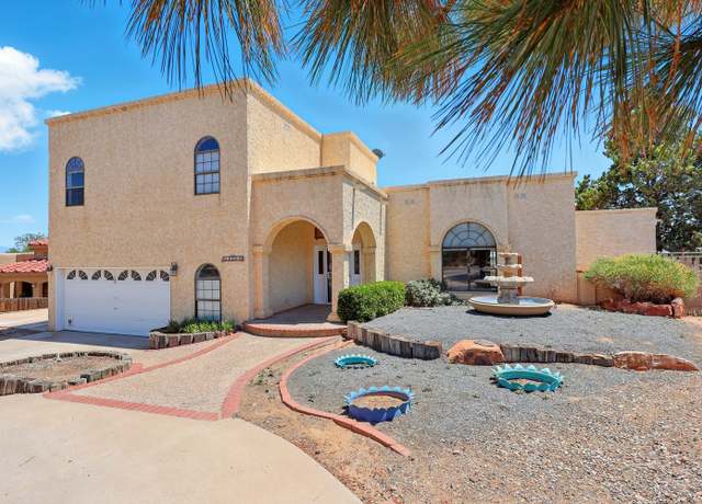 Property at 1551 Valley View Dr SW, Los Lunas, NM 87031, 3 beds, 2.5 baths