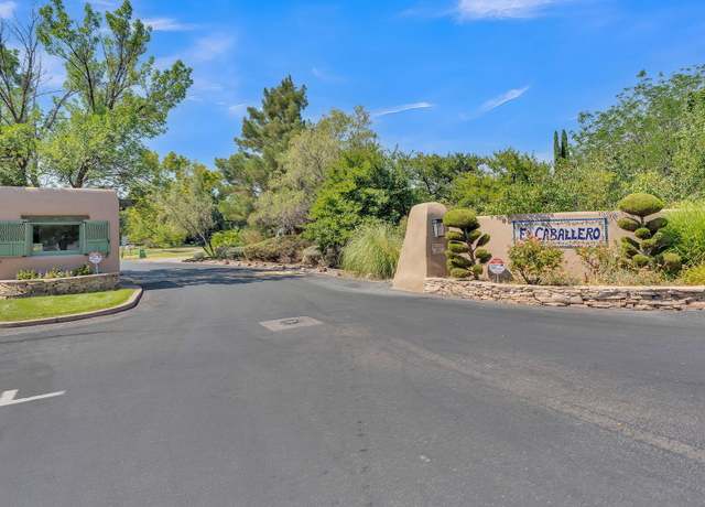 Property at 1105 Salamanca St NW, Los Ranchos, NM 87107, 4 beds, 3 baths