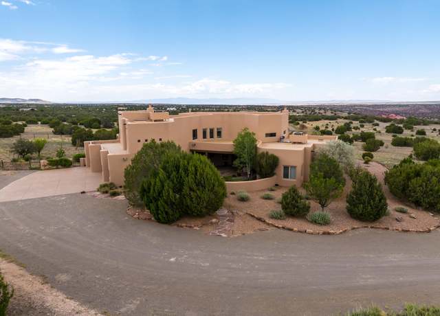 Property at 21 Canada Vista Dr, Sandia Park, NM 87047, 3 beds, 3.5 baths