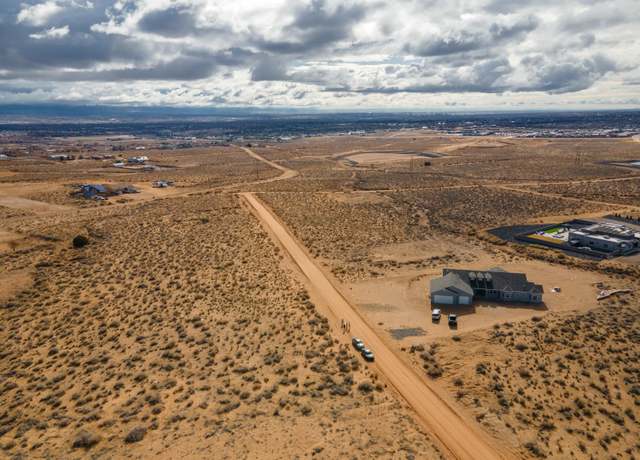 Property at 908 Huron Rd SE, Rio Rancho, NM 87124, 5 beds, 4 baths