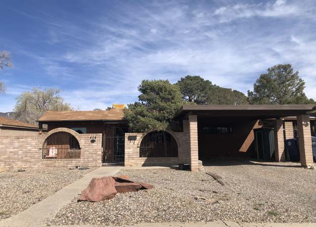 Property at 404 Garcia St NE, Albuquerque, NM 87123, 2 beds, 1 bath