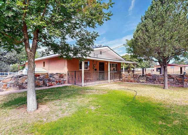 Property at 216 El Cerro Lp, Los Lunas, NM 87031, 2 beds, 1 bath