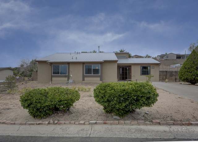 Property at 380 Pyrite Dr NE, Rio Rancho, NM 87124, 3 beds, 2 baths