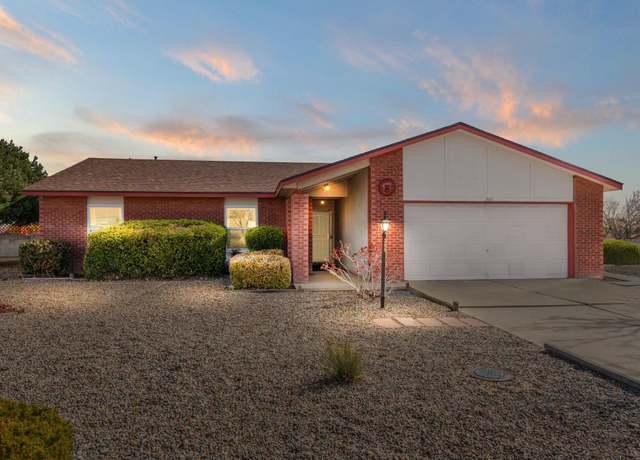 Property at 300 Western Hills Dr SE, Rio Rancho, NM 87124, 3 beds, 2 baths
