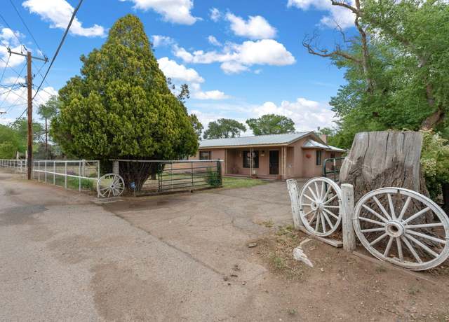 Property at 7402 Guadalupe Trl NW, Los Ranchos, NM 87107, 3 beds, 2 baths