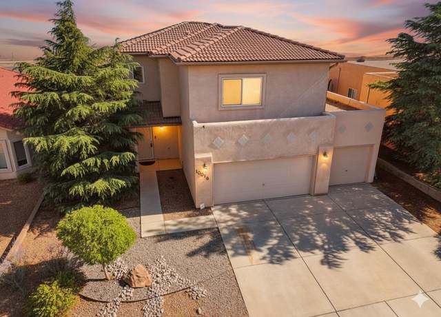 Property at 10016 Rio Canon Ave SW, Albuquerque, NM 87121, 3 beds, 2.5 baths