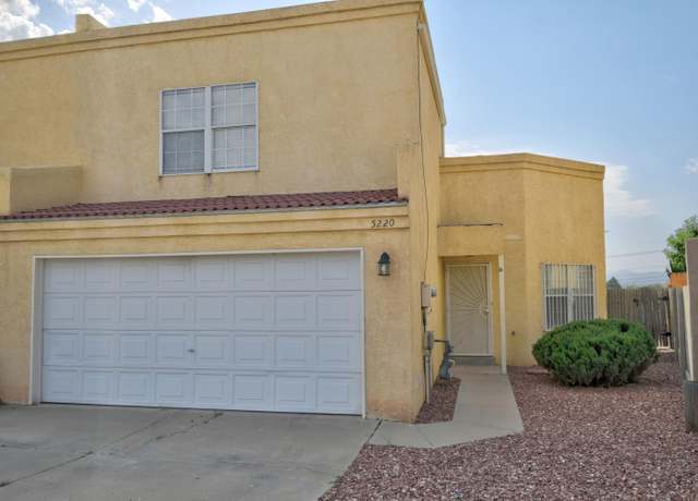 Property at 5220 Esperanza Ct NW, Albuquerque, NM 87105, 2 beds, 2.5 baths