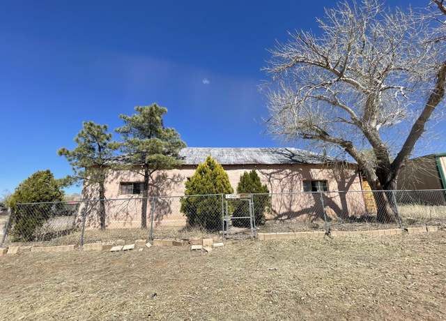 Property at 503 S Pine St, Magdalena, NM 87825, 3 beds, 1 bath