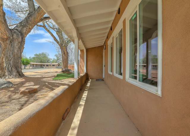 Property at 929 Stuart Rd NW, Albuquerque, NM 87114, 4 beds, 3.5 baths