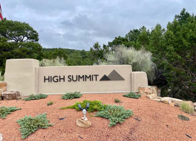 Property at 1084 S Summit Rdg, Santa Fe, NM 87501