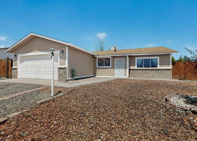 Property at 644 Hood Rd SE, Rio Rancho, NM 87124, 4 beds, 2 baths