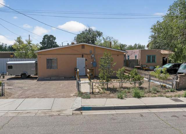 Property at 304 Mescalero Rd NW, Albuquerque, NM 87107, 3 beds, 2 baths