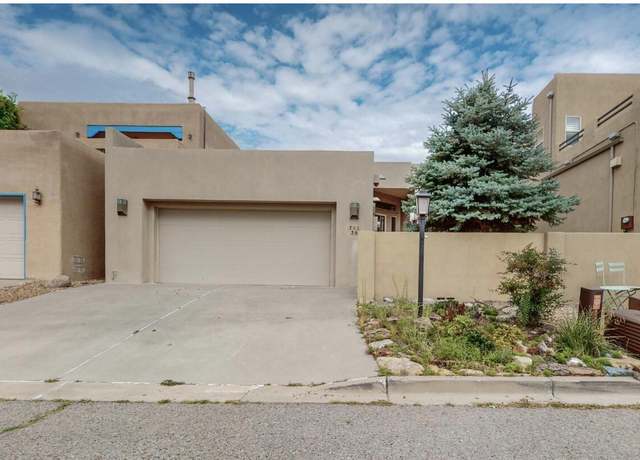 Property at 711 Tramway Pl NE #36, Albuquerque, NM 87122, 2 beds, 2.5 baths