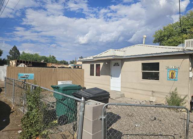 Property at 308 La Vega Dr SW, Albuquerque, NM 87105, 2 beds, 1 bath