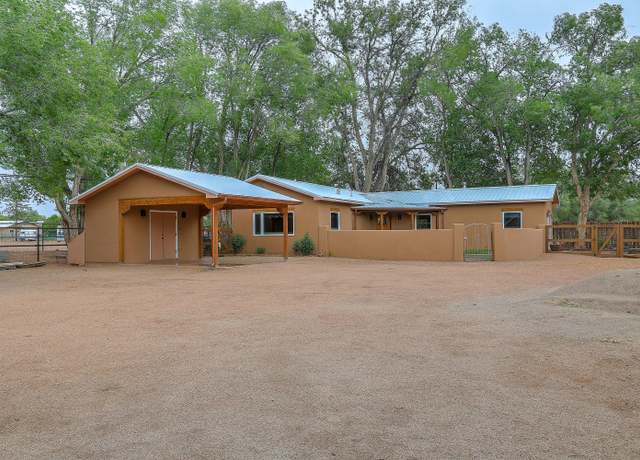 Property at 262 Entrada De Los Martinez, Corrales, NM 87048, 2 beds, 2.5 baths