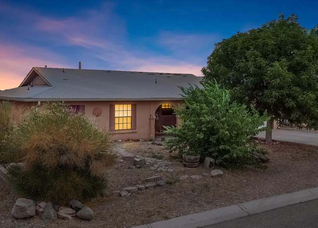 Property at 460 Copper Dr NE, Rio Rancho, NM 87124, 4 beds, 2 baths
