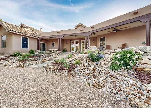 Property at 3 Wildcat Ct, Tijeras, NM 87059, 4 beds, 3 baths
