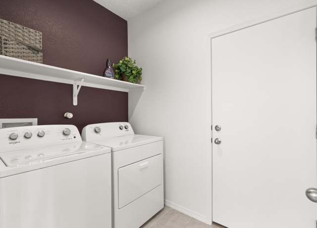 Property at 2730 Cantara Ln, Albuquerque, NM 87121, 3 beds, 2 baths
