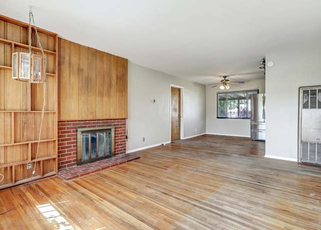 Property at 2929 Carolina St NE, Albuquerque, NM 87110, 3 beds, 1 bath