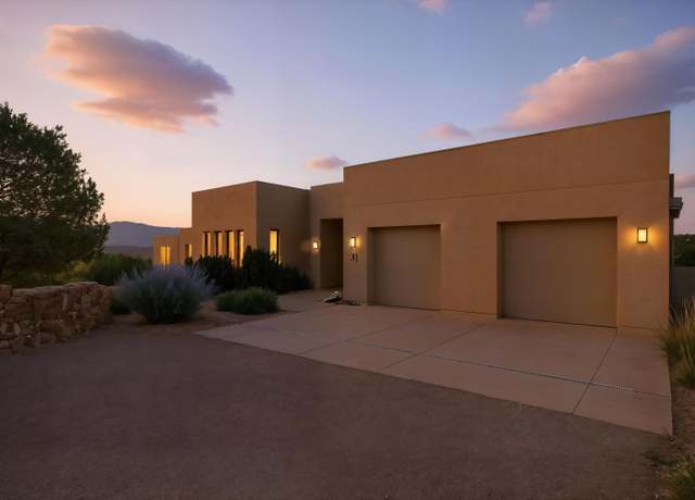 Property at 29 Hogan Ct Ct, Sandia Park, NM 87047, 2 beds, 2.5 baths