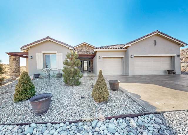 Property at 5508 Barranca Overlook Ct NE, Rio Rancho, NM 87144, 4 beds, 3 baths
