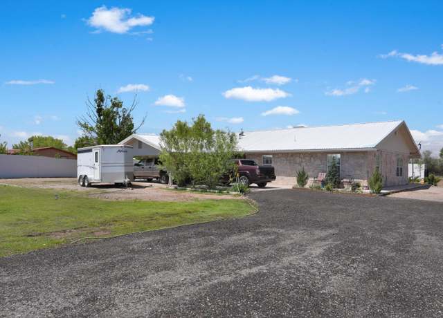 Property at 185 La Entrada Rd, Los Lunas, NM 87031, 4 beds, 3 baths