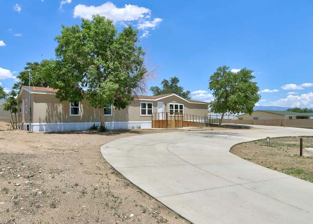 Property at 2823 Eduardo Rd SW, Albuquerque, NM 87121, 4 beds, 3 baths