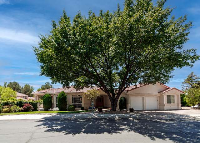 Property at 6501 Mariner Ln NE, Albuquerque, NM 87111, 3 beds, 3 baths