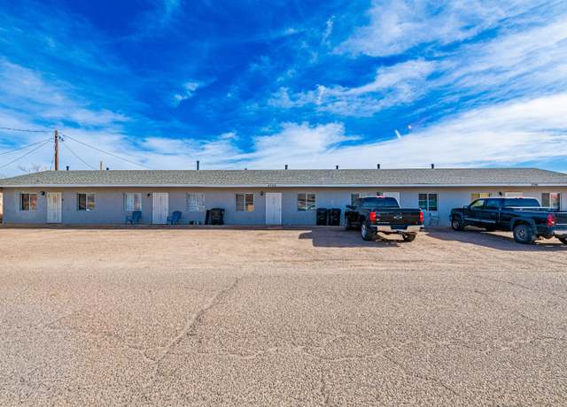 Property at 2700 Viola Rd SW, Albuquerque, NM 87105, 2 beds, 1 bath
