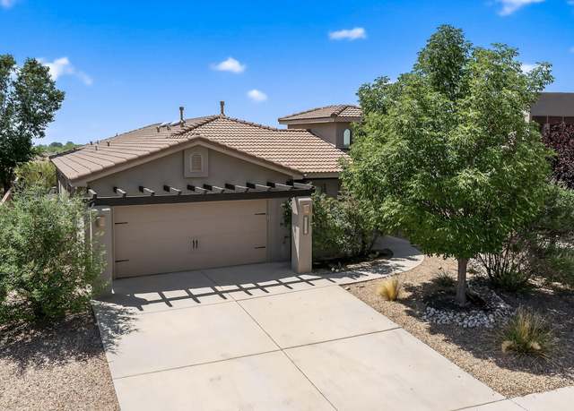 Property at 1128 San Augustin Dr, Bernalillo, NM 87004, 3 beds, 2 baths