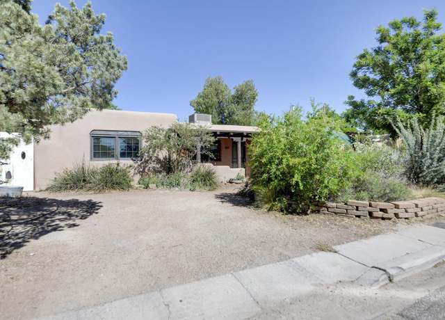Property at 614 17th St NW, Albuquerque, NM 87104, 3 beds, 2 baths