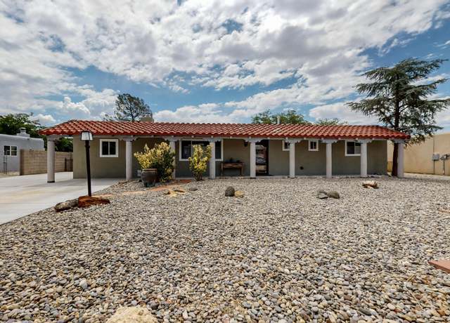 Property at 804 La Casa De Prasa Dr SE, Rio Rancho, NM 87124, 2 beds, 2 baths