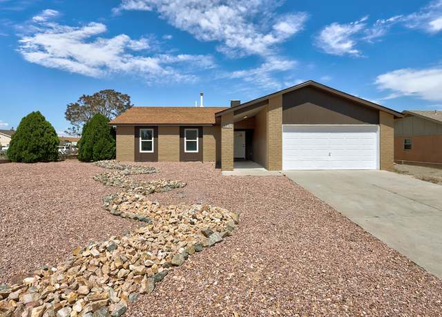 Property at 6301 Magpie Way NE, Rio Rancho, NM 87144, 4 beds, 2 baths