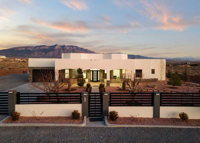 Property at 6316 La Paz Rd NE, Rio Rancho, NM 87144, 5 beds, 3 baths