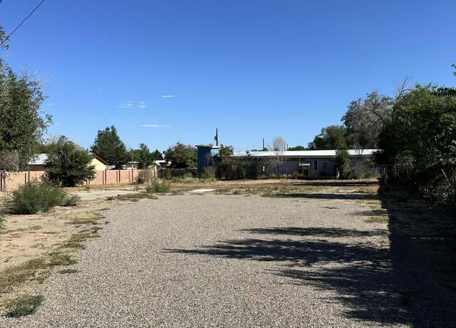 Property at 525 Niagara Rd NE, Albuquerque, NM 87113