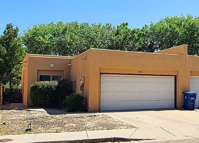 Property at 441 Colonial Ave SW, Los Lunas, NM 87031, 3 beds, 2 baths