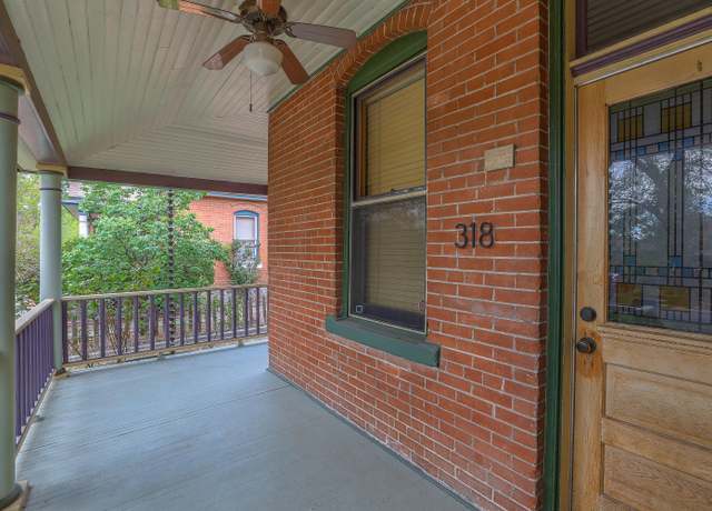 Property at 318 Walter St SE, Albuquerque, NM 87102, 3 beds, 2.5 baths
