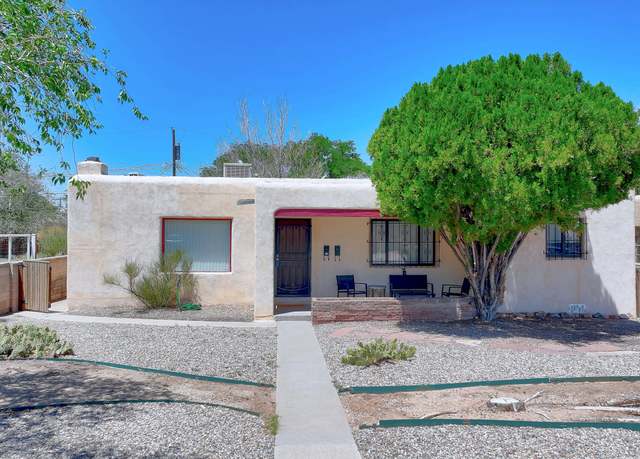 Property at 313 Monroe St NE, Albuquerque, NM 87108, 4 beds, 2 baths
