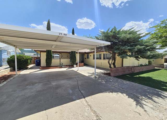 Property at 3900 Delamar Ave NE, Albuquerque, NM 87110, 3 beds, 2 baths