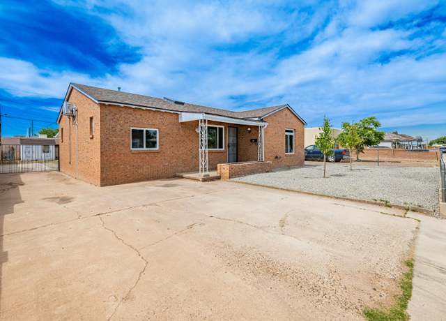 Property at 2428 Floral Rd NW, Albuquerque, NM 87104, 3 beds, 2 baths