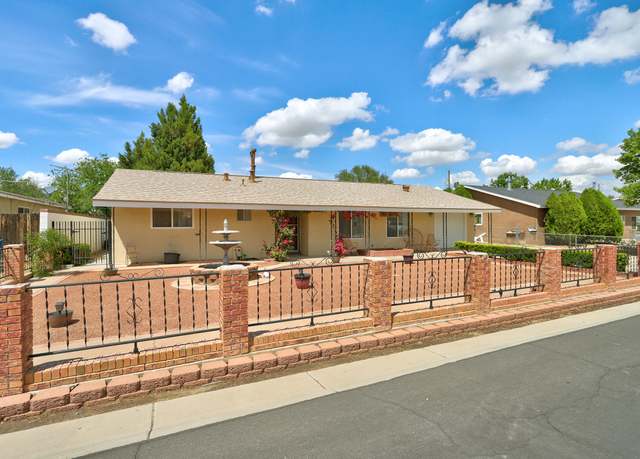 Property at 2807 Desert Gardens Ln SW, Albuquerque, NM 87105, 4 beds, 2 baths