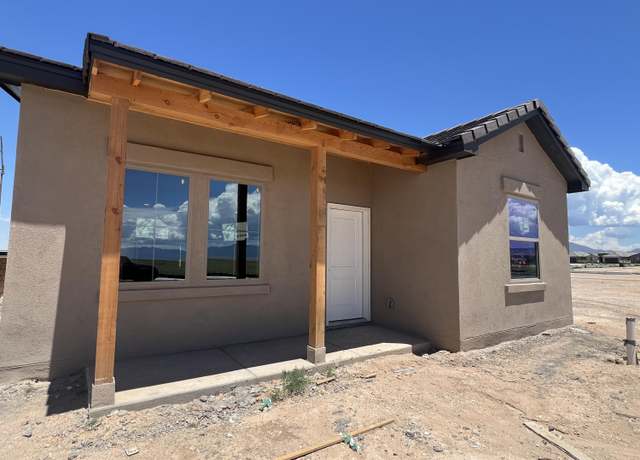 Property at 1933 Stryker Rd SE, Albuquerque, NM 87105, 3 beds, 2 baths